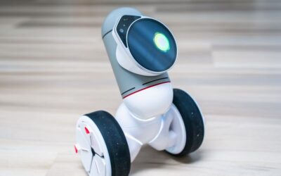 Robot Vacuum vs Stick Vacuum for Small Apartments in 2026: Which Is Best?